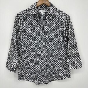 Foxcroft Long Sleeve‎ Button Shirt Women's S White Black Geometric 3/4 Sleeve